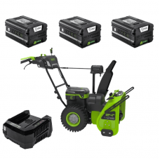 Снегоуборщик самоходный Greenworks GD82ST56 82V (61 см) бесщеточный аккумуляторный c тремя АКБ 2.5 Ач и ЗУ